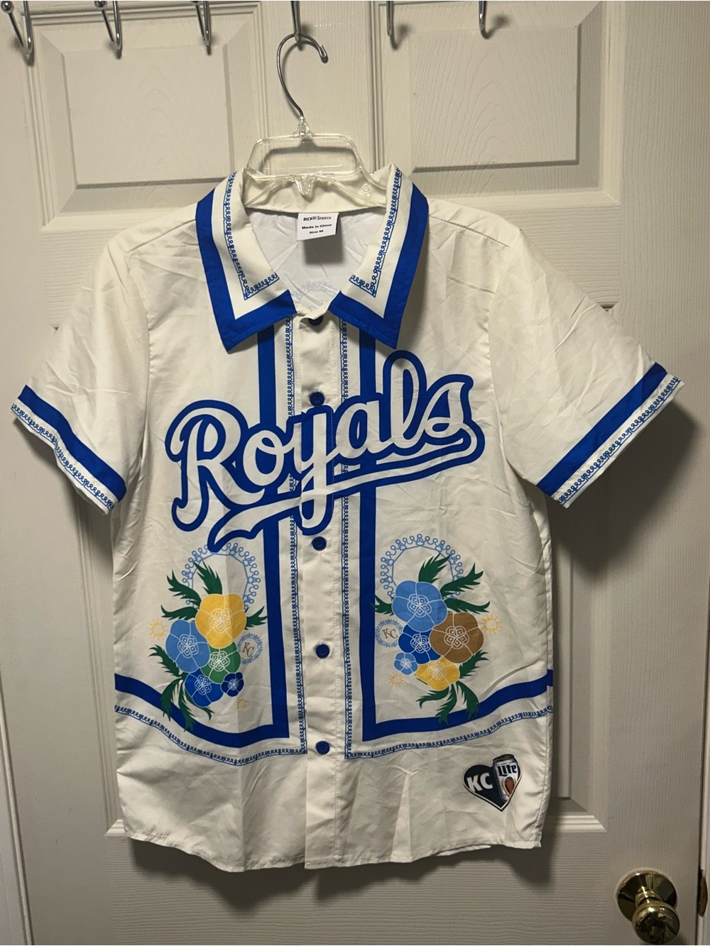 Kansas City Royals Hawaiian Tropical Beach Pool Shirt, Size Medium SGA 7/1/26